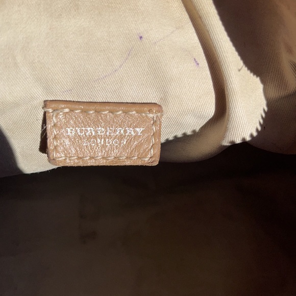 Burberry vintage pink Nova check barrel bag - Picture 8 of 11